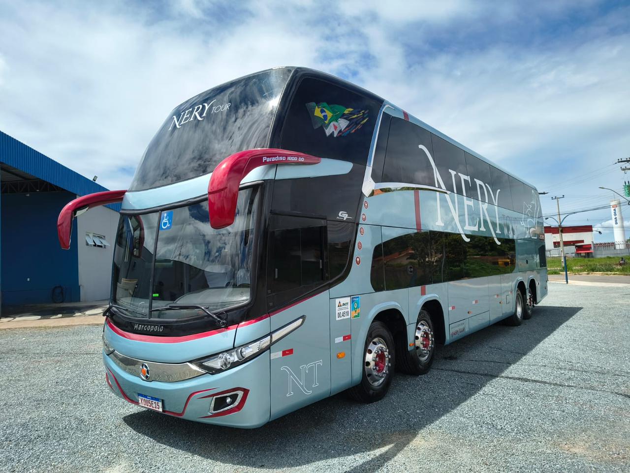 Ônibus Nery Tour